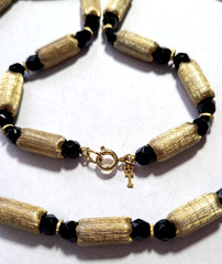 VINTAGE STUNNING BLACK FACETED GLASS TRIFARI NECKLACE