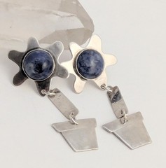 Vtg Anne Forbes Sterling Silver Sodalite Articulated Abstract Flower Earrings