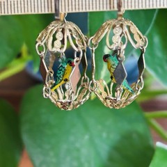 Vintage Pair of Gold Tone Parrots Birds In Cages Dangle Screwback Earrings