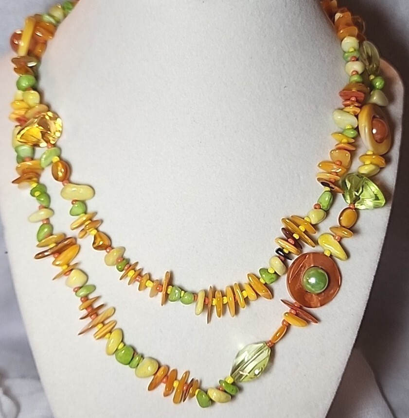 Vintage Tropical Colorful 36in Necklace