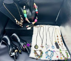 Lots of Vintage Art Glass, Resin, Silver Tone, And Wood Carved Jewelry21pc