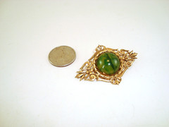 Jade Green Color Bakelite Cabochon & Brass Brooch Pin