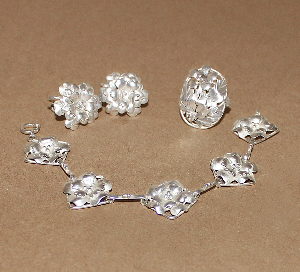 Vtg Sterling Silver Art Nouveau Floral Set Earrings clip-Bracelet 6.5″- Ring 5.5