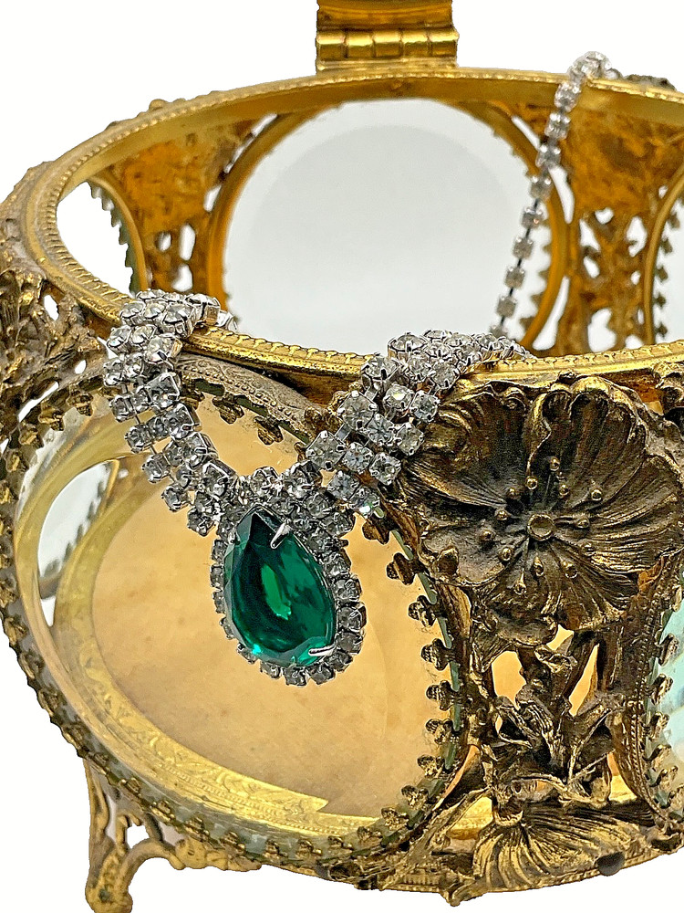 Vintage Emerald Green Glass & Clear Rhinestone Statement Necklace Silver Tone