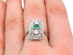 Antique Art Deco Emerald Diamond and Yellow Gold Dress Ring
