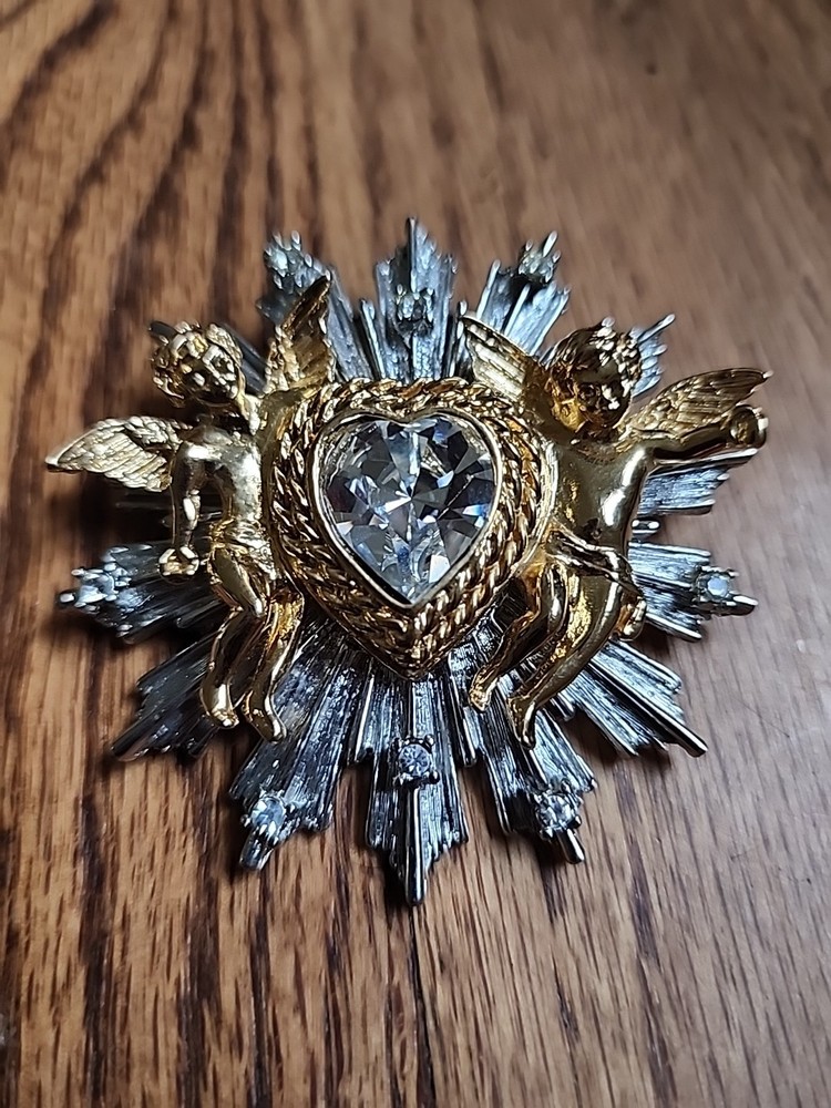 RJ Graziano Starburst Cherub 1997 Pin Pendant
