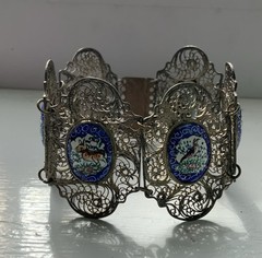 Vintage Chinese Silver Intricate Filigree Enamel Animals Plaques Story Bracelet