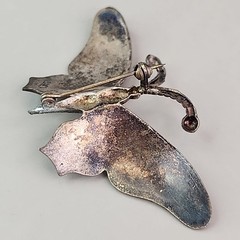 Vintage Butterfly Brooch Spain Textured Silver Tone Faux Damascene 3D Pin 2 5/8″