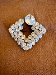 EISENBERG Clear Rhinestones Brooch Pin CIRCA 1945 – 1958 Vintage