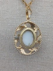 1970s Whiting & Davis gold tone Victorian inspired pink rose pendant necklace