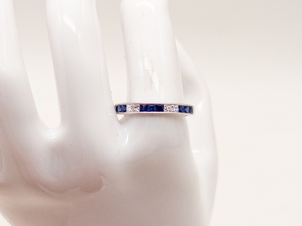$3000 1.50ct VS G Princess Cut Diamond Blue Sapphire 18k White Gold Ring