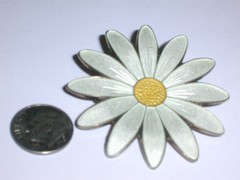 AKSEL HOLMSEN MARGUERITE LARGE DAISY BROOCH NORWAY- WHITE ENAMEL ON STERLING!