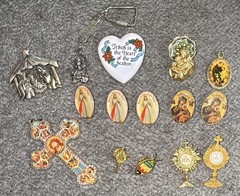Vintage Religious Pins Brooch Pendant Christmas Pin Lot Catholic Nativity etc…
