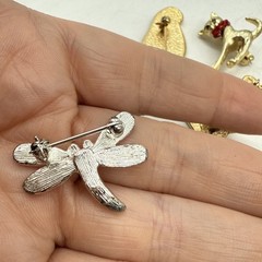 Lot Of 14 Vtg Animal And Insect Brooches Pins Gold Silver Toned Birds Cat Dog