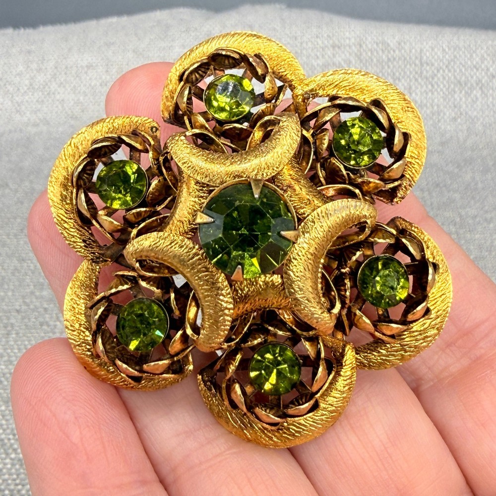 Vintage Brooch Green Stones Textured Gold Tone Swirls 2 Inches