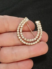 New Lovely Rhinestone Good Luck Lucky Horseshoe Brooch Pin