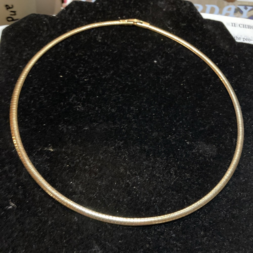 Vintage Gold Tone Omega Chain Choker Necklace 18” Fold Over Clasp