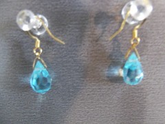 1 Pair Unique .75″in Glass Aqua Blue Tear Drop Shape Dangle