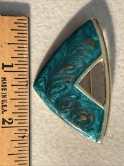 Vintage 1970s 1980s Triangle Brooch Pin Green Swirl Gold Tone Costume Jewelry