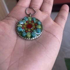 Vintage 70’s Shabby Chic Groovy 3D Flower Lacquered Pendant Necklace