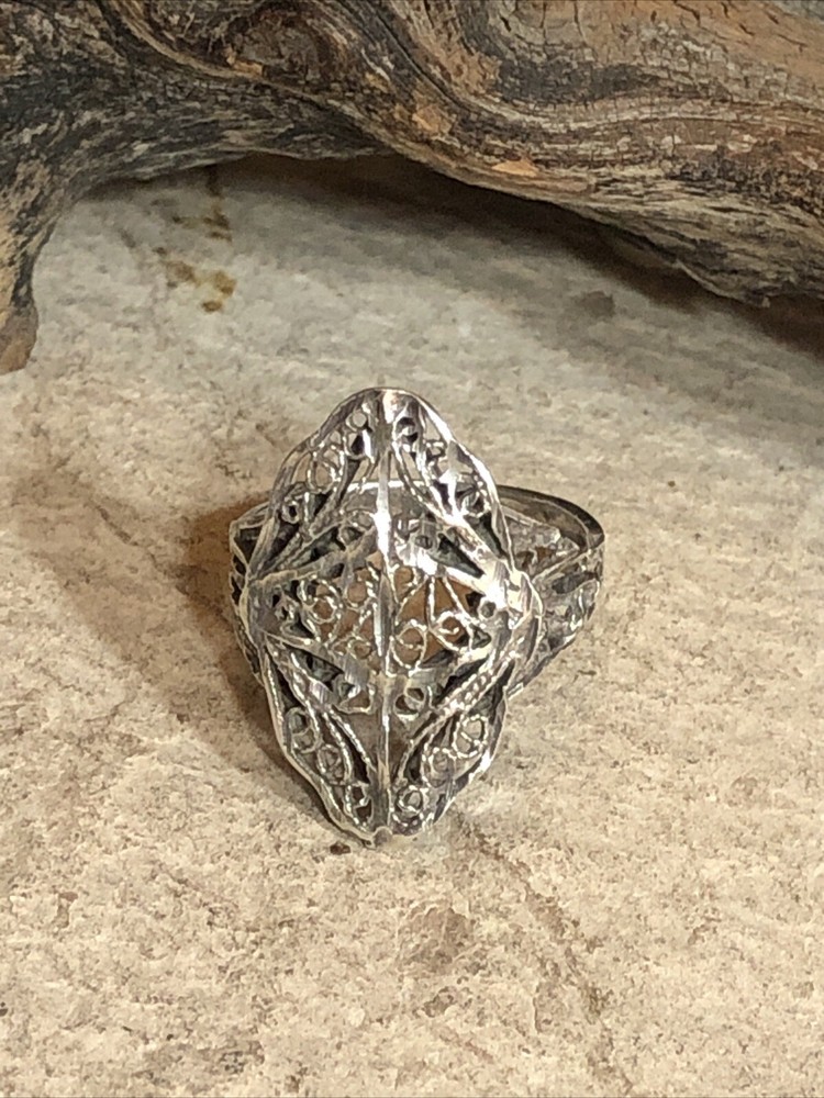 35. Vintage 925 Sterling Silver Hand Crafted Filigree Rhombus Ring 5.25s, 3.1g