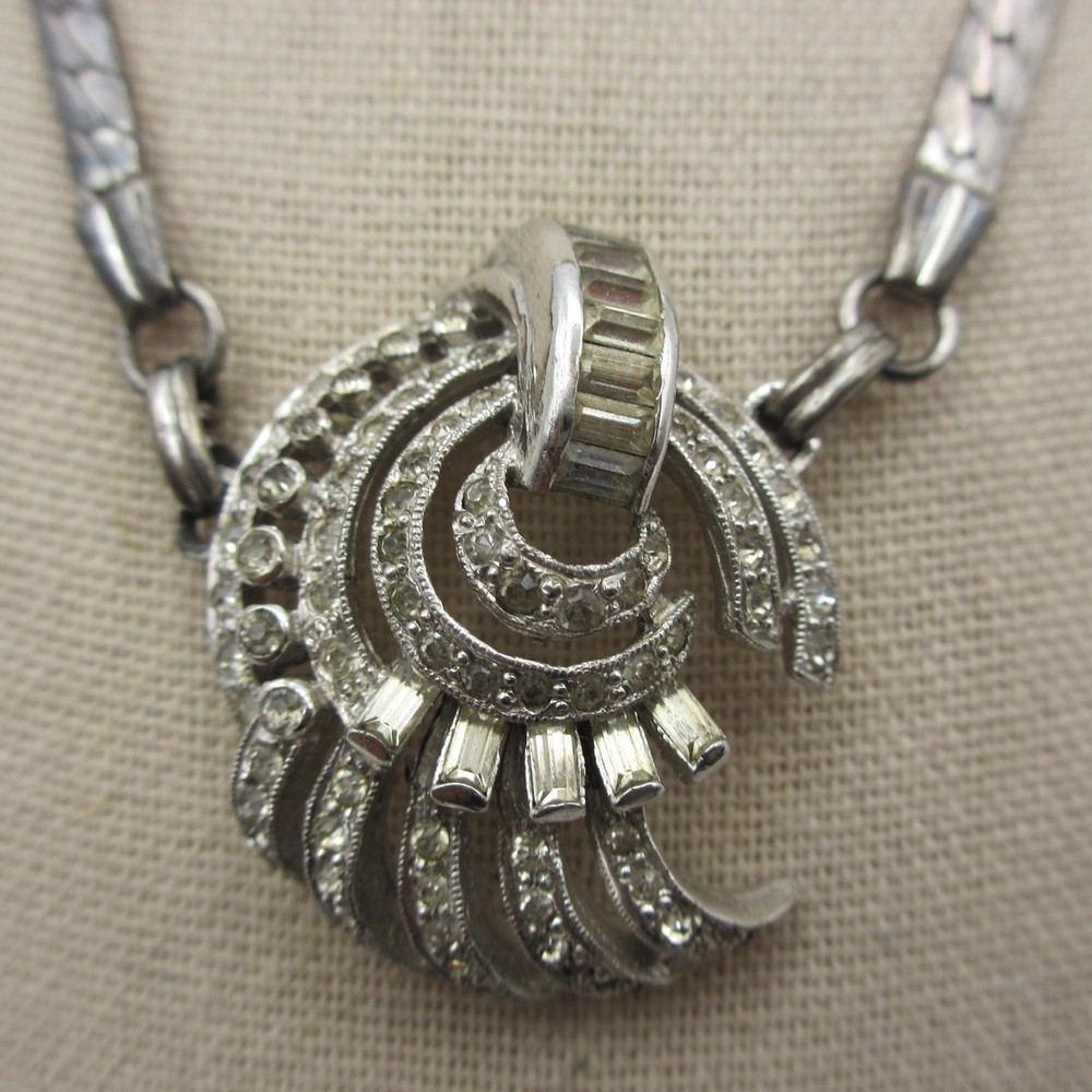 Vintage Art Deco Revival Necklace Pendant Snake Chain Spray Swirl 15 Inch
