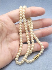Vintage Faux Glass Pearl Necklace 18in.