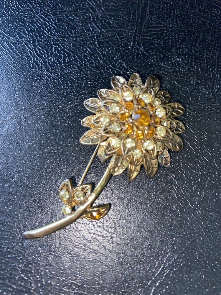 Vintage 1960’s Amber/Clear Rhinestone Goldtone Flower Brooch Pin w/ Secure Clasp