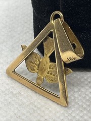 VINTAGE HANDMADE 19K Yellow Gold FLYING BIRD TRIANGLE Charm Pendant w/17K Lock