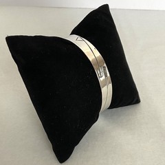 VTG Stuart Nye Sterling Silver 925 Copper Embossed Cuff Bracelet 6.75″