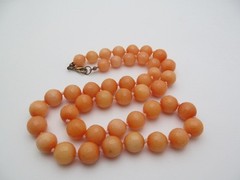 Vintage Peach Angel Skin Facet Glass Round 12mm Ball Pink Knotted Necklace 24 In