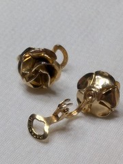 Vintage MCM Gold Tone “Patented” Hinged Clip On Earrings Rose Shaped .5 Inch