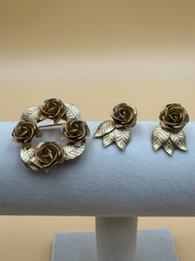 Vtg Judy Lee Gold Rose Leaf Wreath Brooch Clip Earrings Set