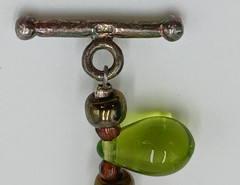 VTG 925 Green Teardrop Crystal and Pearl Bracelet 7in Sterling Silver 7g Toggle
