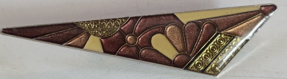 Geometric And Flower Vintage Style Pin Safety Catch 1990’s – 2000’s