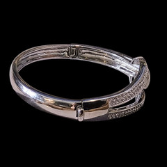 Signed Butler Silver Tone Rhinestone Hinged Bangle Bracelet Pavé Crystal Modern