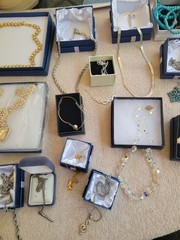 #A1 VINTAGE LOT OF MIXED JEWLERY NECKLACES ETC. IN BOXES FROM A LOCAL ESTATE