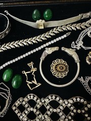 Lot Of 20+ Vintage Costume Jewelry Whiting Davis Bulova Loose Stones & More