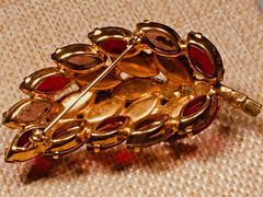 Vtg. Juliana Style Brooch Red AB Marquise Rhinestone Leaf Gold Tone 2.25″