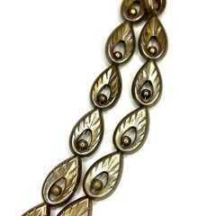 VTG Lisner Necklace bronze plastic open leaf teardrop Signed Double strand RARE