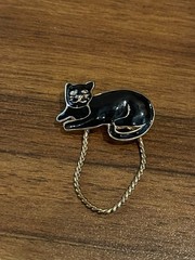 Vintage Enamel Black Cat Gold-Tone Brooch Gold Accents