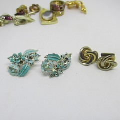 Jewelry Vintage Many pieces wearable 5 oz. Ring Earrings Pendants Stick Pin