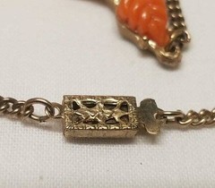 Vintage Thermoset Necklace 16″ & Screw Back Earrings