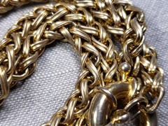Beautiful Vintage Necklace Gold Tone Chain Thick Gift D26