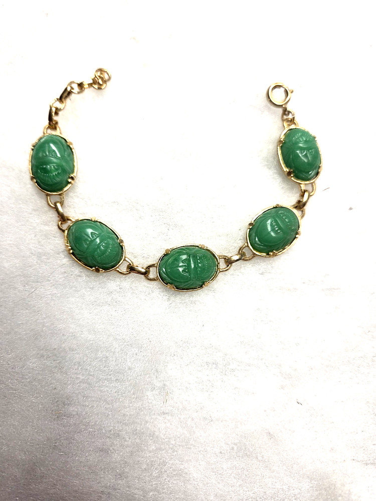 Vtg gold tone green lucite carved Scarab Bracelet