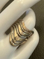 Vintage Modernist Sterling 925 Ring Chevron Knuckle Style Ring 3.64 Grams Size 7