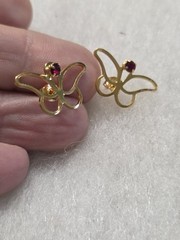 Vtg nos Butterfly prong Garnet rhiinestone pierced Earrings
