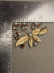 Vintage Austria Brooch Earrings Set Brown Clear Rhinestones Gold Tone Floral