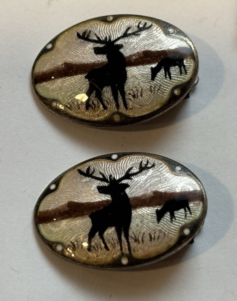 Pair Vintage Reindeer Clip Earring Unmarked 1 Loose Clip .84”