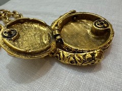Vintage Goldette Gold Tone Large Swivel Locket Pendant Necklace Heavy Book Chain